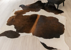 Reddish Cowhide Rug (Size: 240 X 190 CM) CHR1917