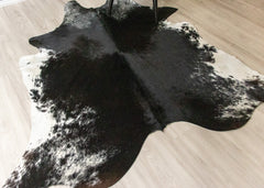 Salt Pepper Black & White Cowhide Rug (Size: 220 X 200 CM) CHR1823
