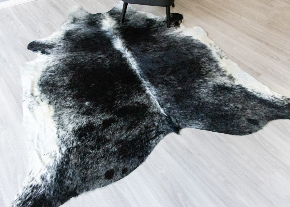 Salt Pepper Black & White Cowhide Rug (Size: 240 X 220 CM) CHR1920