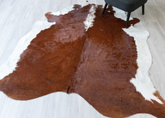 Hereford Brown And White Cowhide Rug (Size: 240 x 200 CM) CHR1905