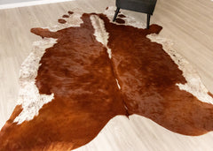Hereford Brown And White Cowhide Rug (Size: 250 x 220 CM) CHR1927