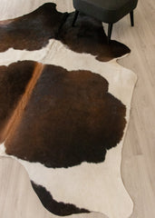 Reddish Cowhide Rug (Size: 240 X 190 CM) CHR1917