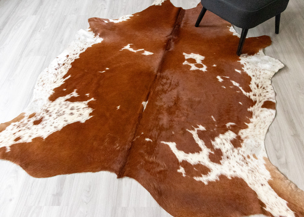 Brown And White Cowhide Rug (Size: 230 X 200 CM) CHR1836